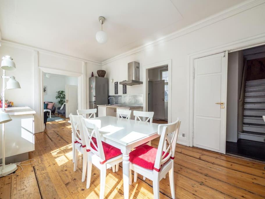 Appartement White Douplex Charm: Big Flat In The City Centre Copenhague